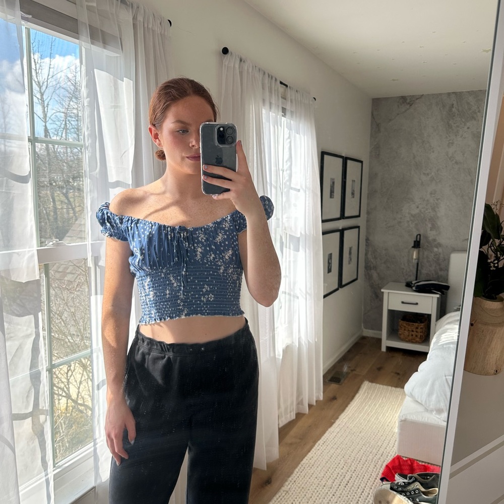 Ron Jon Surf Shop Blue and White Floral Top